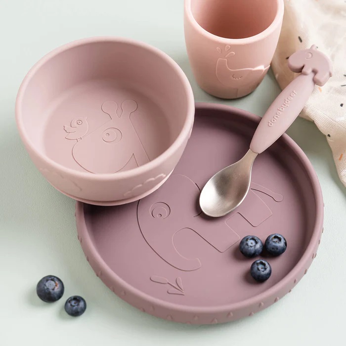 DoneByDeer Stick&Stay dinner set Deer friends Powder