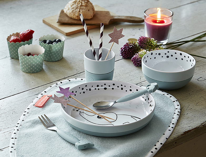 DONE BY DEER Yummy Plato Azul