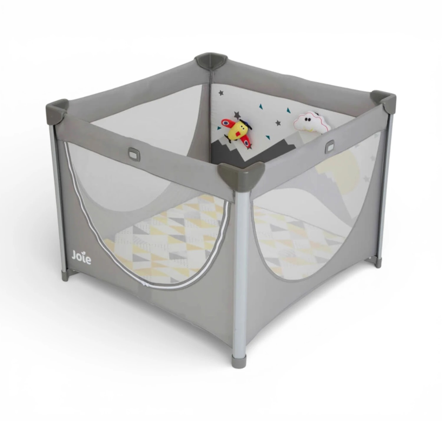 Joie Corral y Practicuna Cheer