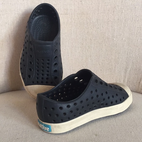 Native zapatos goma jefferson black